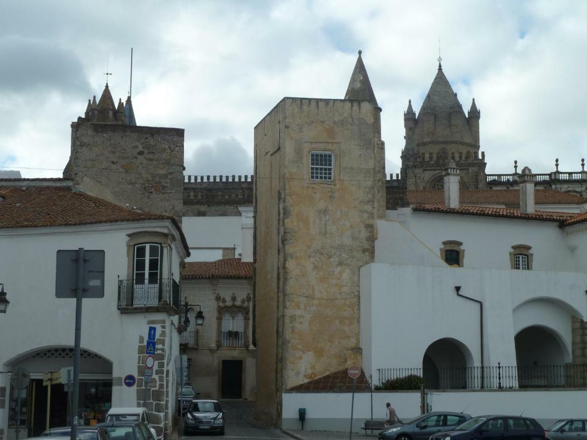 Casa Do Largo Do Colegio Apartment Evora Exterior photo